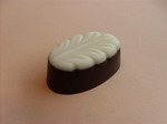 MENTHA - Csokoládé hüvely borsmenthakrémmel töltve